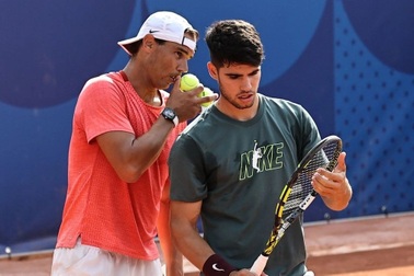 Nadal đánh giá cao tấm HCV Olympic, Alcaraz háo hức chờ xuất trận
