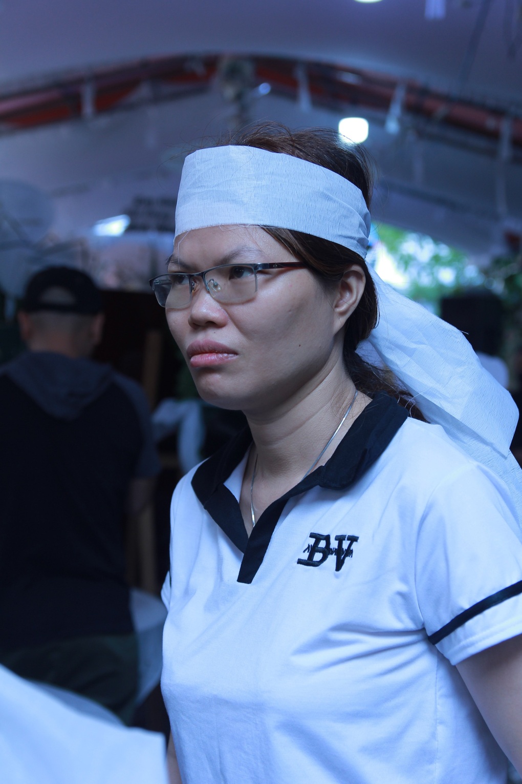 Có 4 con đội tang Vũ Linh, gia đình bác bỏ chuyện nghệ sĩ cô đơn tuổi già - 4 Có 4 con đội tang Vũ Linh, gia đình bác bỏ chuyện nghệ sĩ cô đơn tuổi già - 4