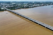 Sà lan va chạm ghe chài lưới trên sông Đồng Nai, 1 người tử vong