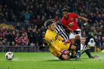 Nhìn lại chiến thắng rực rỡ của Man Utd trước Partizan ở Old Trafford