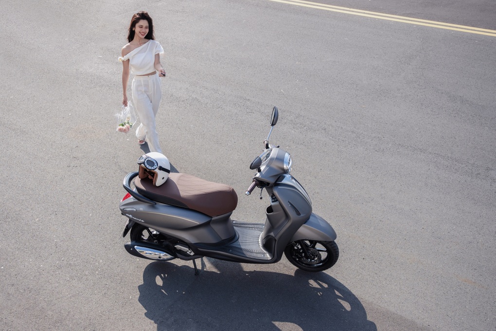 Hàn Hằng biến hóa đa dạng phong cách, làm mới bản thân với Yamaha Grande - 2 Hàn Hằng biến hóa đa dạng phong cách, làm mới bản thân với Yamaha Grande - 2