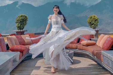 Cô giáo trường đại học bị nhầm tưởng là hot girl