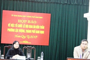 Dự kiến phát 50 vạn cánh ấn trong Lễ hội Đền Trần 2013