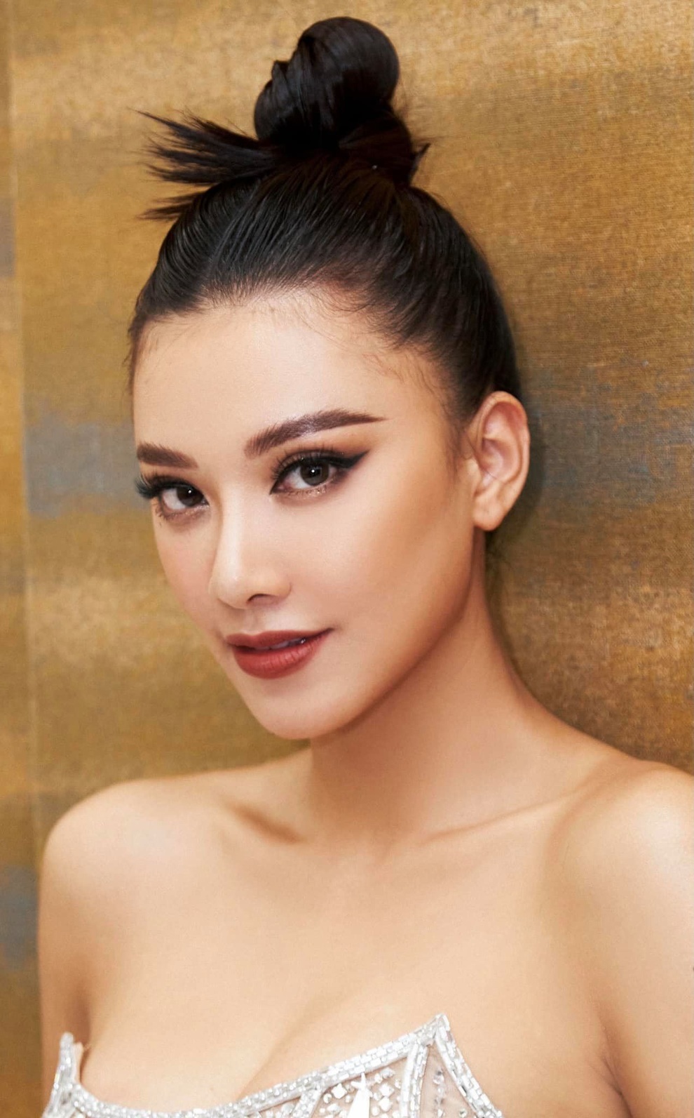 Hoa hậu cấy lúa Đỗ Thị Hà và 3 mỹ nhân Việt thi quốc tế năm 2021 - 8 Hoa hậu cấy lúa Đỗ Thị Hà và 3 mỹ nhân Việt thi quốc tế năm 2021 - 8