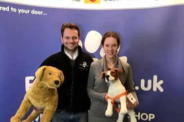 Từ thất nghiệp trở thành triệu phú nhờ bán hàng online