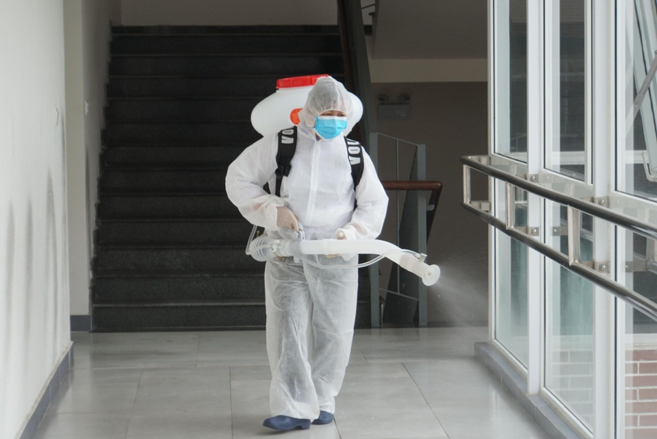 Dịch Covid-19 phức tạp: Nhiều địa phương cho học sinh nghỉ hết tháng 3 - 3 Dịch Covid-19 phức tạp: Nhiều địa phương cho học sinh nghỉ hết tháng 3 - 3