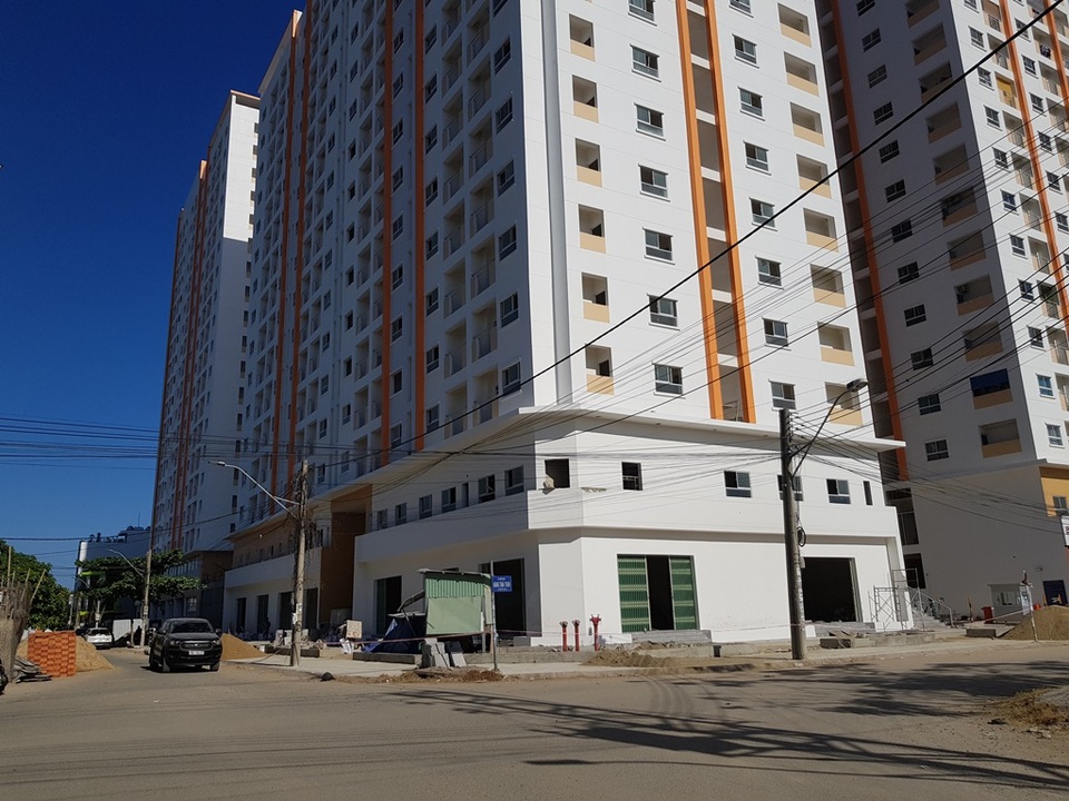 Khánh Hòa hối thúc Hoàng Quân sớm giao 2 khối nhà trễ hẹn nhiều năm - 2 Khánh Hòa hối thúc Hoàng Quân sớm giao 2 khối nhà trễ hẹn nhiều năm - 2