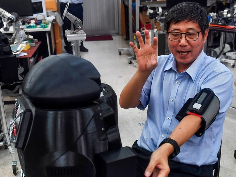 Thái Lan dùng robot để khám chữa cho bệnh nhân Covid-19 - 6