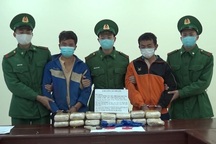 Bắt 2 người Lào vận chuyển 90.000 viên ma túy tổng hợp vào Việt Nam