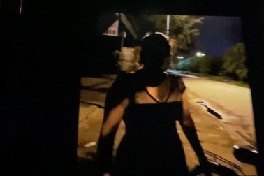 Công an điều tra thông tin gái mại dâm "mời khách" trên quốc lộ 5