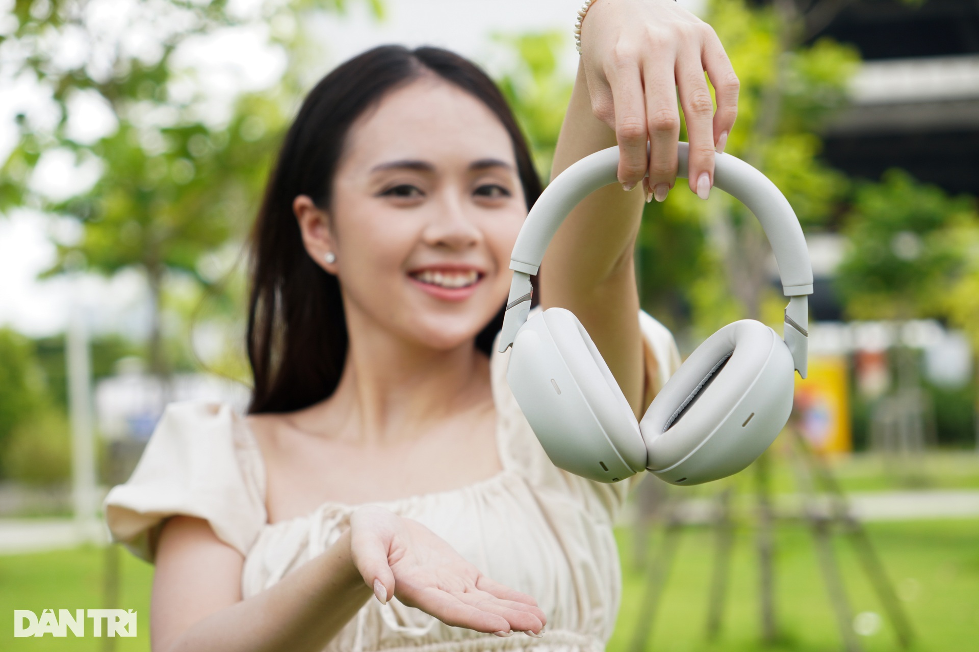 소니 WH-1000XM6 체험: 애플 에어팟 맥스 라이벌 - 11 Trải nghiệm Sony WH-1000XM6: Đối thủ của Apple AirPods Max - 11