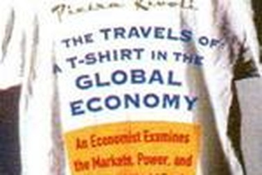 Toàn cầu hóa qua câu chuyện một chiếc áo thun