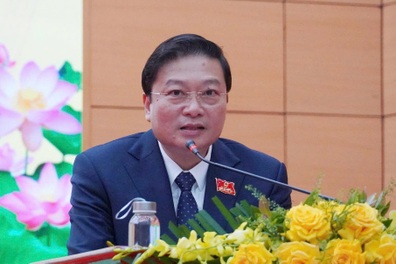 Ông Lê Hồng Vinh tái đắc cử Chủ tịch UBND tỉnh Quảng Trị