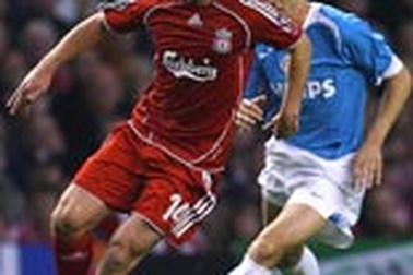 Atletico - Liverpool: Cuộc chiến cho ngôi đầu