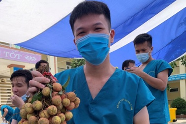 Nhật ký viết vội của sinh viên Quân Y: "Tôi mới là người mang nợ Bắc Giang"