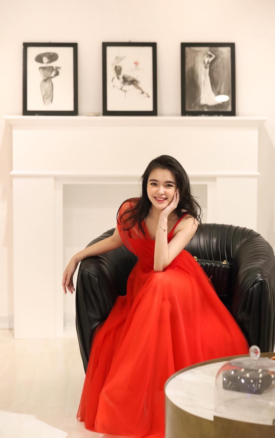 Nữ sinh Hà Nội xinh đẹp, học giỏi, tự kiếm tiền mua nhà ở tuổi 19 - 7 Nữ sinh Hà Nội xinh đẹp, học giỏi, tự kiếm tiền mua nhà ở tuổi 19 - 7