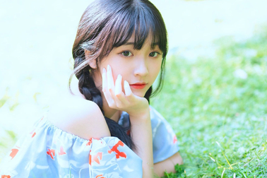 Chồng ngoại tình vẫn đưa 100 triệu/tháng, tôi có nên "nhắm mắt làm ngơ"?