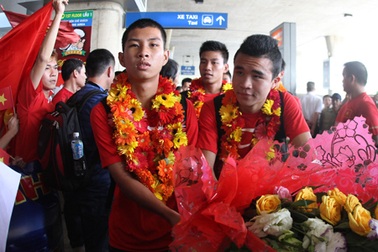 Bầu Đức phản đối U19 Việt Nam thi đấu SEA Games 27