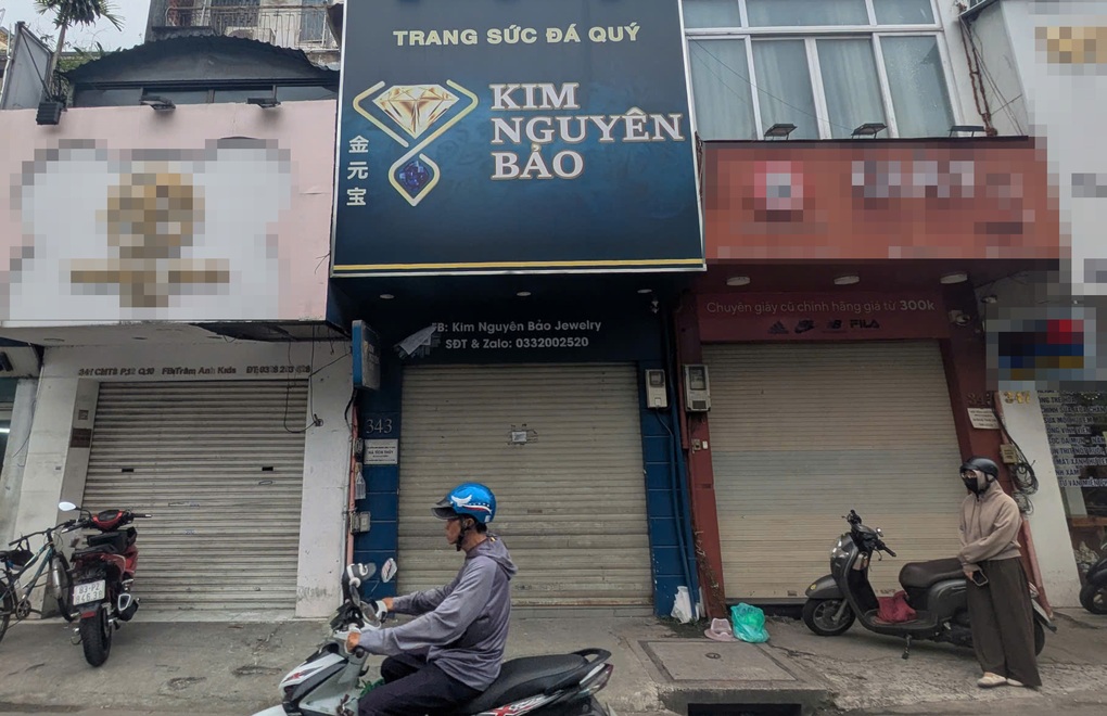 Điều tra dấu hiệu lừa đảo mua vàng online tại TPHCM - 1 Điều tra dấu hiệu lừa đảo mua vàng online tại TPHCM - 1