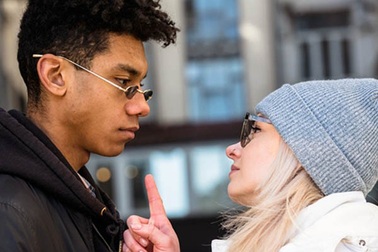 12 dấu hiệu chứng tỏ nửa kia không còn tôn trọng bạn