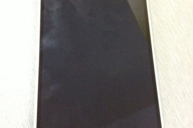 HTC One Max lần đầu tiên xuất hiện với màn hình 5,9 inch