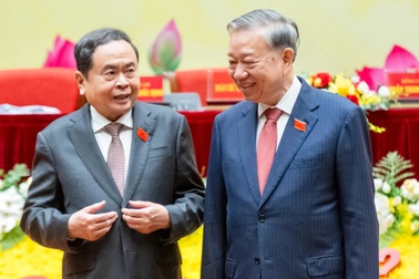 Tổng Bí thư: “Loại bỏ mọi sự chi phối, tác động tiêu cực từ bên ngoài"