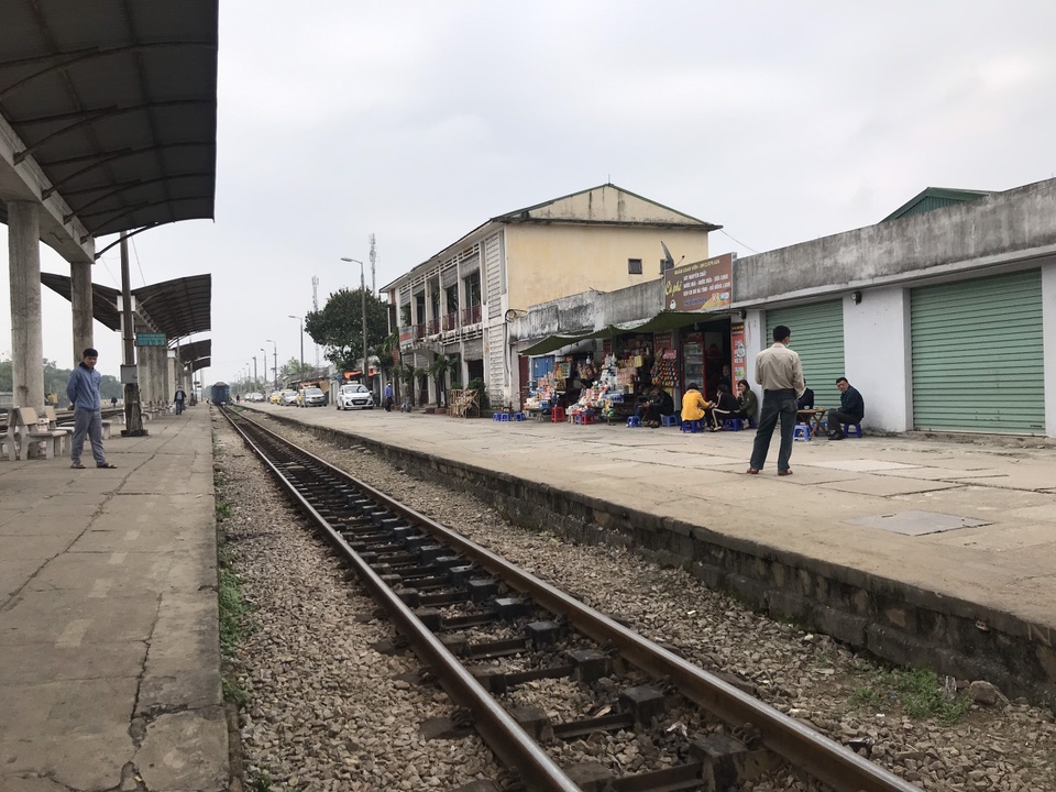 Sợ Covid-19, hàng nghìn khách trả vé tàu, ga Vinh vắng hoe giữa ngày Tết - 5 Sợ Covid-19, hàng nghìn khách trả vé tàu, ga Vinh vắng hoe giữa ngày Tết - 5