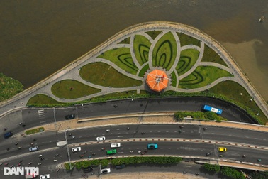 TPHCM nói gì về những "thiếu sót" của công viên Bến Bạch Đằng