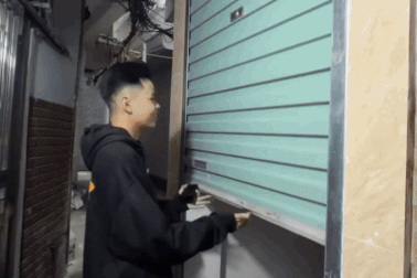 Nhà 8m2 giá 1,68 tỷ đồng ở Hà Nội, bề ngang chỉ bằng một lối đi