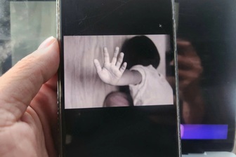 Quan hệ với bạn gái chưa đủ 13 tuổi, nam thanh niên lĩnh 11 năm tù