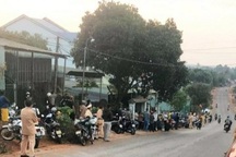 Nghi án con nổ súng bắn cha ruột rồi ôm mìn tự sát cùng người tình