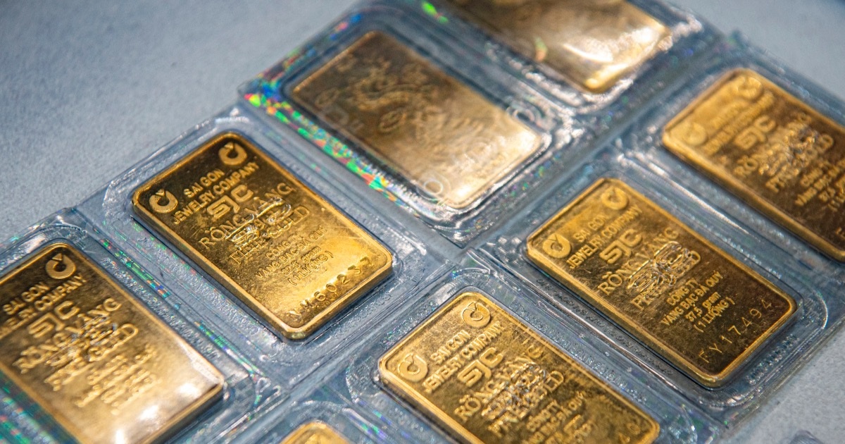 View - Giá vàng giảm hơn 1 triệu đồng/lượng, mất mốc 85 triệu đồng | Báo Dân trí