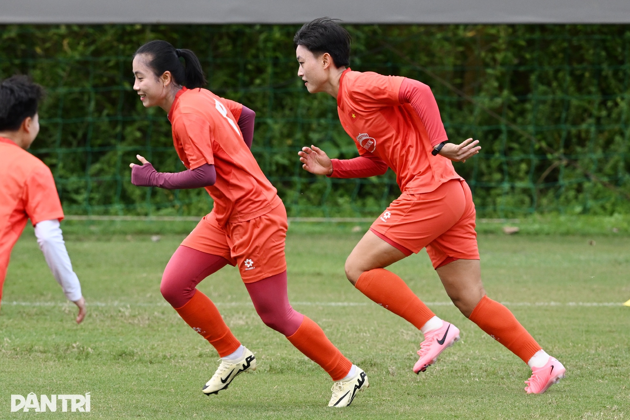 Tuyển nữ Việt Nam rèn quân, quyết tâm bảo vệ ngôi hậu SEA Games 33 - 6