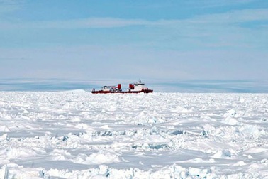 Tàu phá băng Mỹ đi Nam Cực cứu tàu Nga-Trung