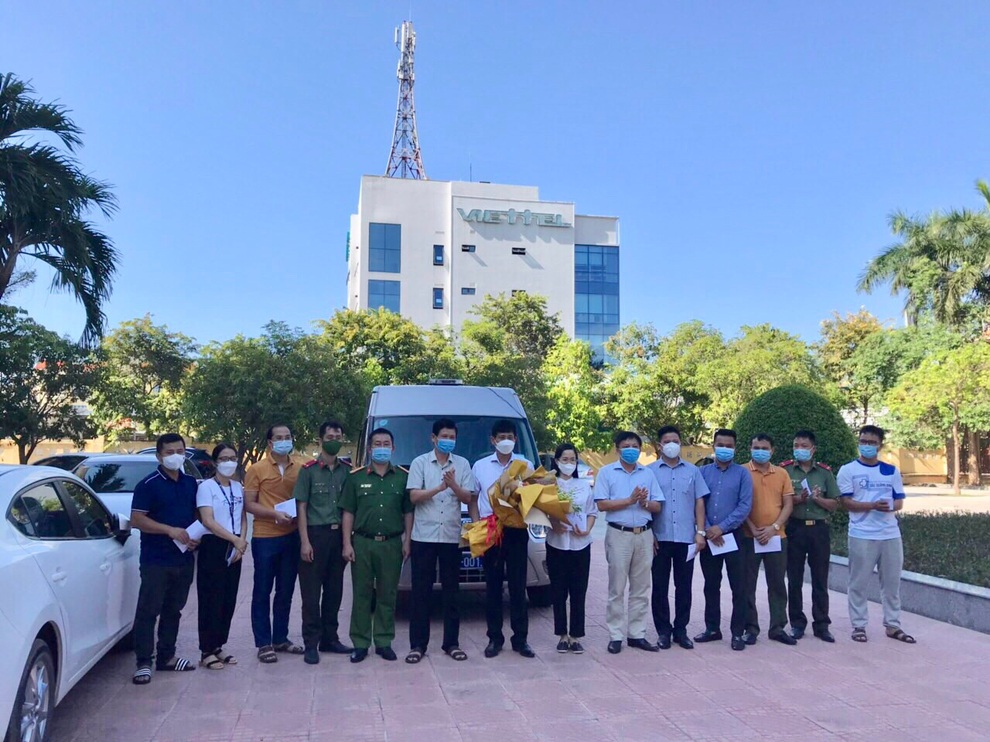 Nữ lãnh đạo Sở LĐ-TBXH và chuyến đi đặc biệt vào tâm dịch - 2 Nữ lãnh đạo Sở LĐ-TBXH và chuyến đi đặc biệt vào tâm dịch - 2
