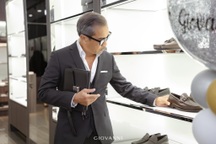 Stylist Thuận Nguyễn phong độ tại sự kiện của GIOVANNI ở Đà Nẵng