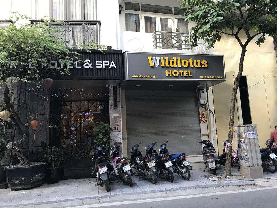 Hậu Covid-19, sảnh chờ khách sạn hạng sang thành quán trà đá vỉa hè - 3 Hậu Covid-19, sảnh chờ khách sạn hạng sang thành quán trà đá vỉa hè - 3