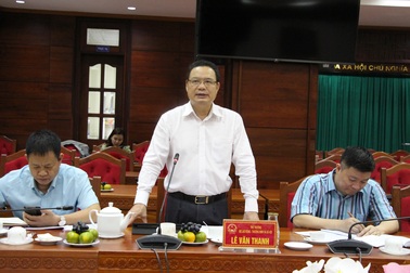 Thứ trưởng Bộ LĐ-TB&XH chia sẻ kinh nghiệm khuyến khích dân thoát nghèo