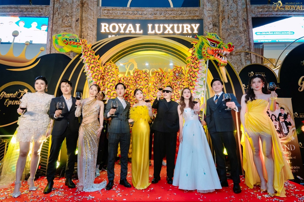 Viện thẩm mỹ Quốc tế Royal tưng bừng khai trương - 4