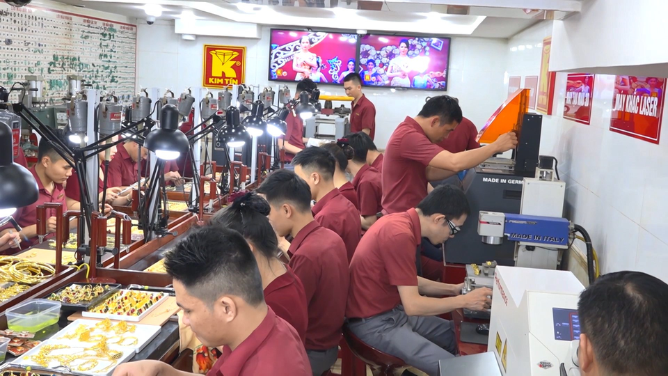 Tập đoàn vàng bạc đá quý Kim Tín chia sẻ cách chọn trang sức phù hợp cho những chuyến du lịch - 1 Tập đoàn vàng bạc đá quý Kim Tín chia sẻ cách chọn trang sức phù hợp cho những chuyến du lịch - 1