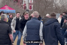 Khiêu khích đối thủ, cổ động viên Chelsea bị đấm bất tỉnh tại chỗ