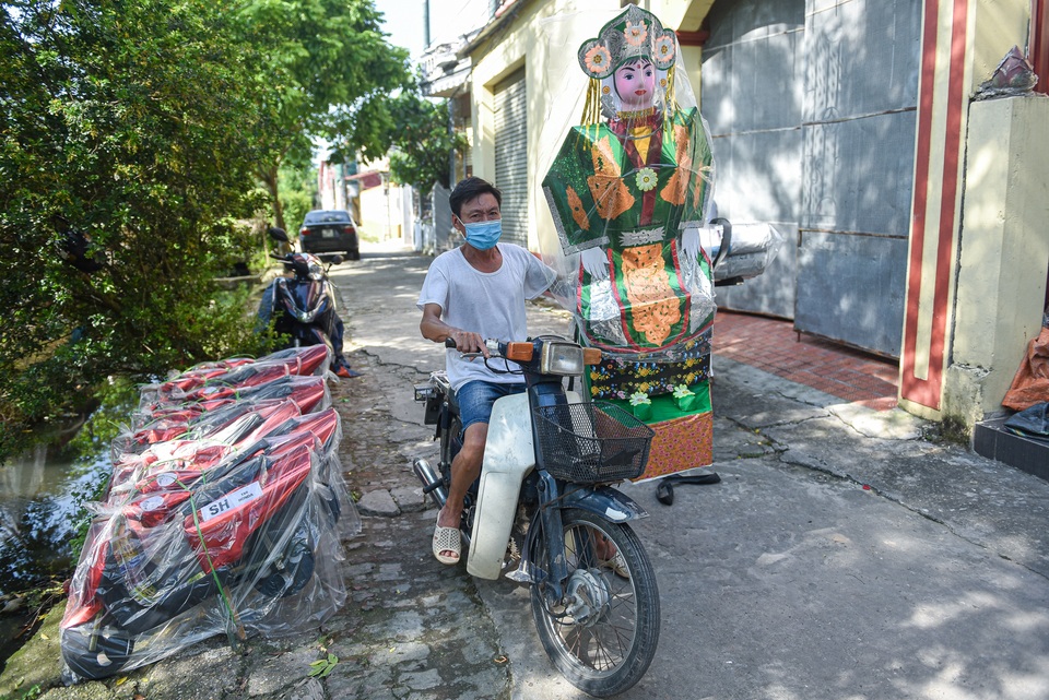 “Thủ phủ vàng mã” miền Bắc ế ẩm trong tháng cô hồn - 10 “Thủ phủ vàng mã” miền Bắc ế ẩm trong tháng cô hồn - 10