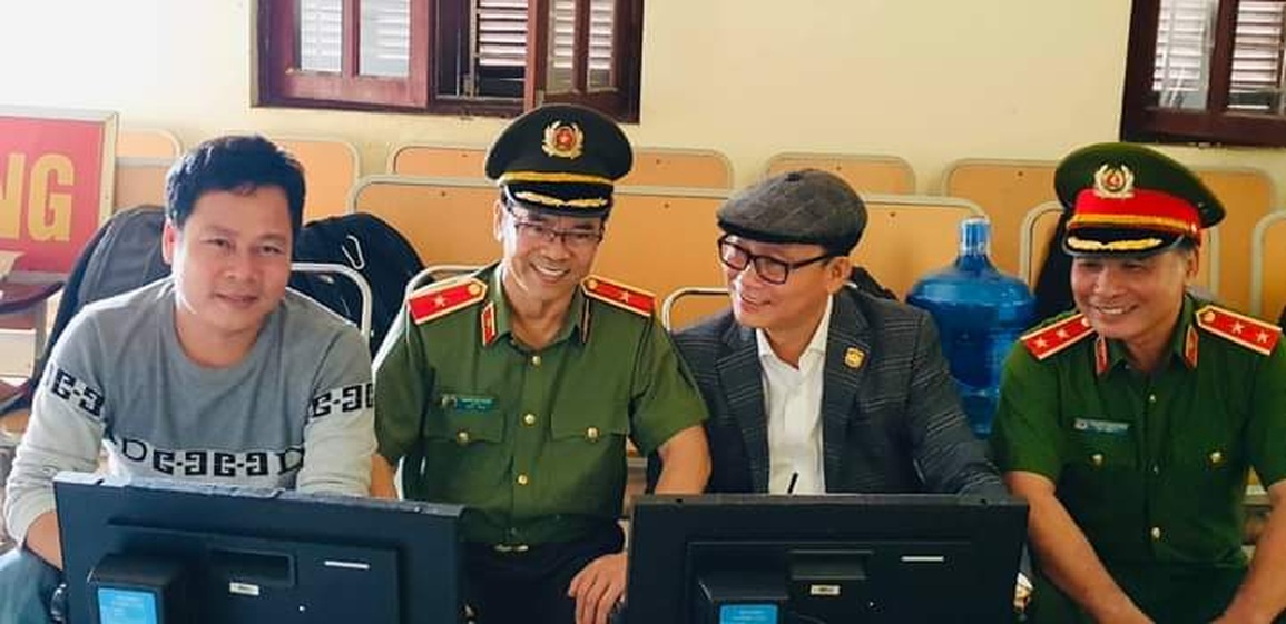 Có người hứa tặng nhà lớn cho tôi nếu con họ thoát án tử hình - 2 Có người hứa tặng nhà lớn cho tôi nếu con họ thoát án tử hình - 2