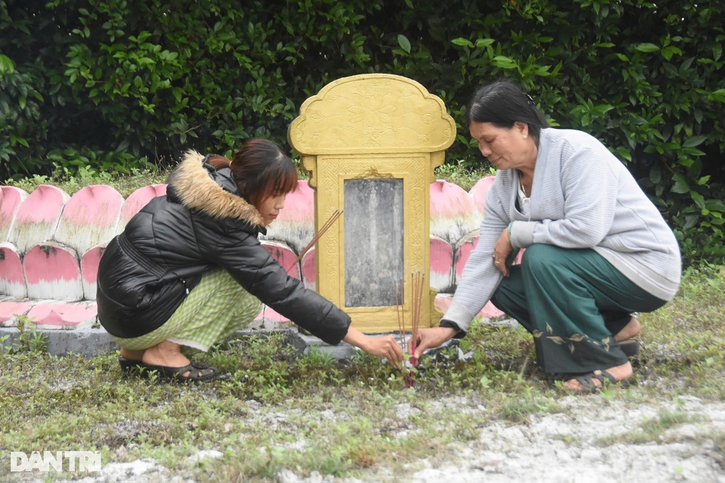 Cụ ông 82 tuổi đón anh trai liệt sỹ về qua hình hài kỷ vật - 3 Cụ ông 82 tuổi đón anh trai liệt sỹ về qua hình hài kỷ vật - 3