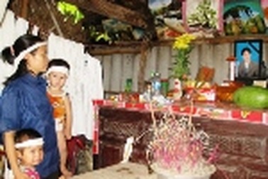 “Bố mất rồi là như nào hả mẹ ?!”