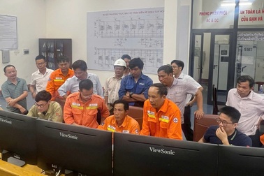 Đóng điện thành công máy biến áp AT2-250MVA của dự án Nâng công suất trạm biến áp 220kV Tuy Hòa