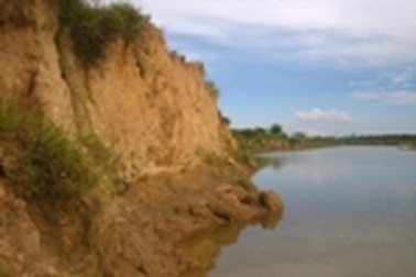 Đêm trở mình nghe tiếng sông “nuốt” làng