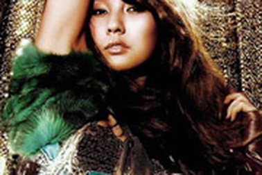 Lee Hyori với làn da nâu hấp dẫn xứ Hàn