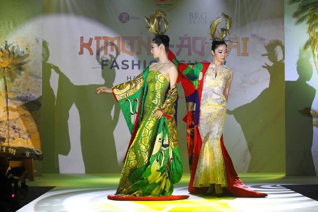 Chiêm ngưỡng sắc màu văn hóa ấn tượng tại Kimono - Aodai Fashion Show - 9