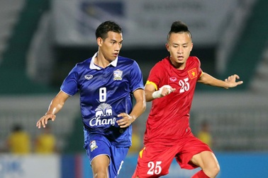 Olympic Việt Nam nhận tin vui từ tiền vệ Huy Toàn